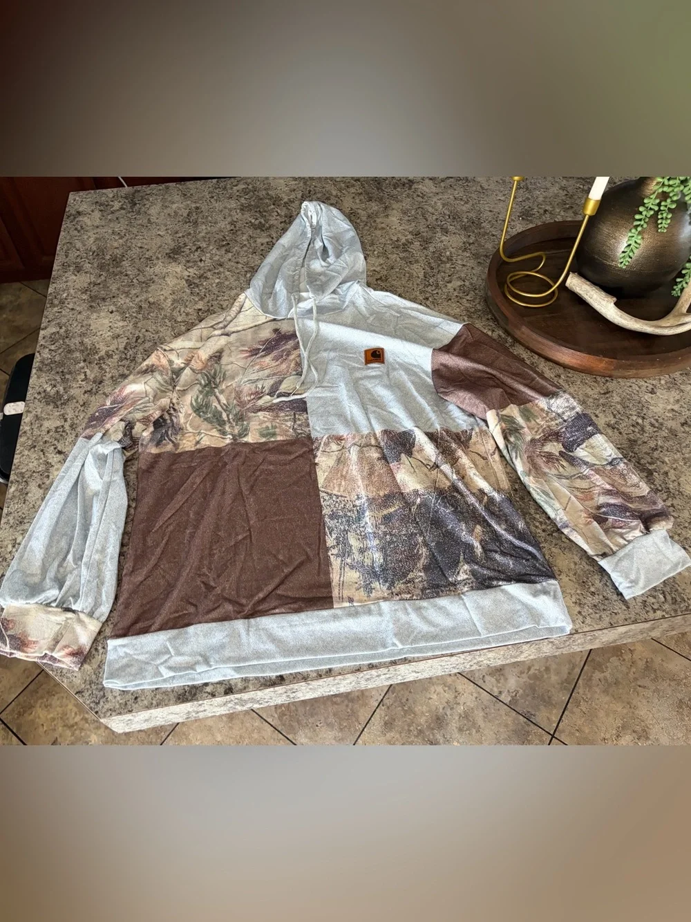 NWOT Women’s Carhartt Hoodie size XL